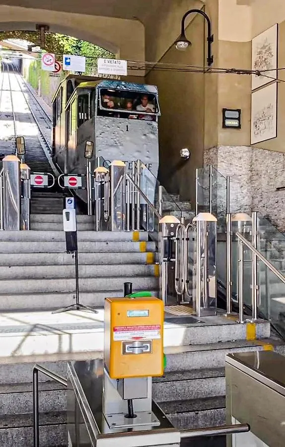 Appartamento PURA VIDA Città Alta Bergamo