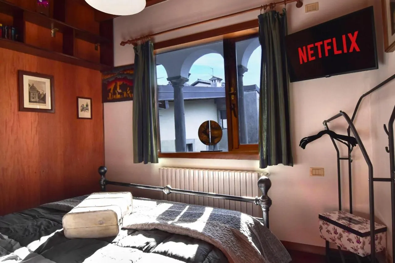 Appartamento PURA VIDA Città Alta Bergamo Italia