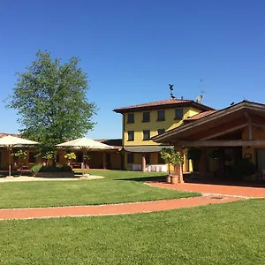 corte-allolmo.hotelinveneto.com/