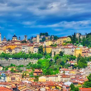23 Bergamo